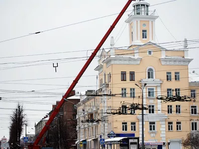 Во время крушения дома в центре Ярославля погибла пенсионерка