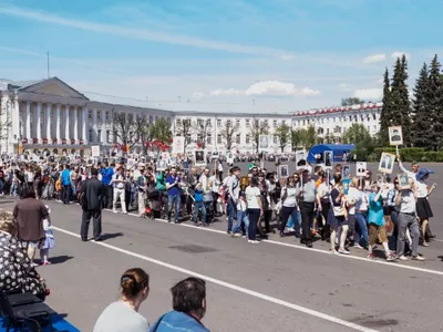 В Ярославле в ряды «Бессмертного Полка» встали около 15 тысяч человек